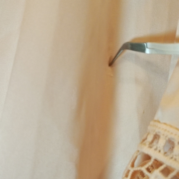 Blush Baby Light Pink Satin 3/4 length sleeve Robe Womens  Crochet Trim Feminine - Picture 8 of 8